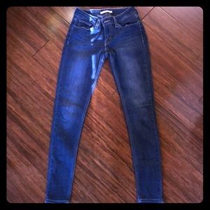 535 seller skinny Levi jeans